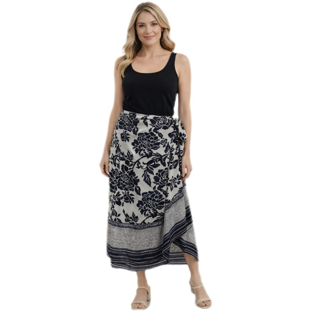 Talbots Silk and Wool Blend Floral Wrap Skirt White with Navy Print Size 12P